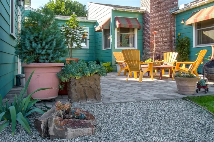 5212 Halifax Road, Temple City, California 91780