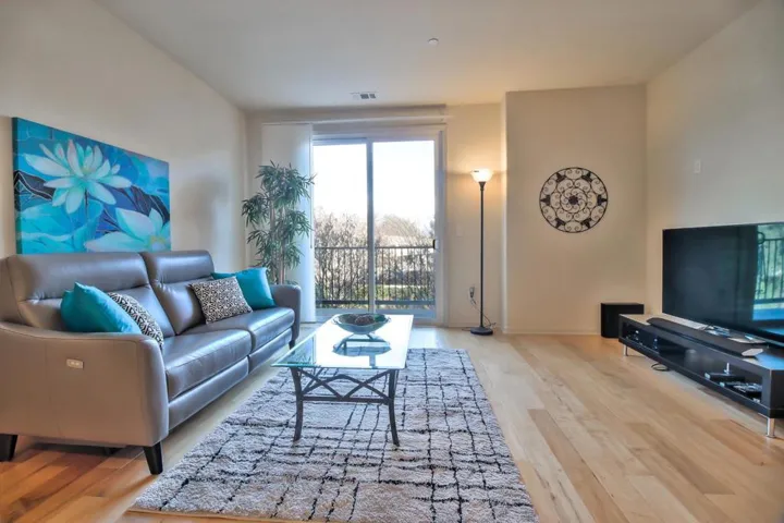 650 Almaden Walk Loop, San Jose, California 95125
