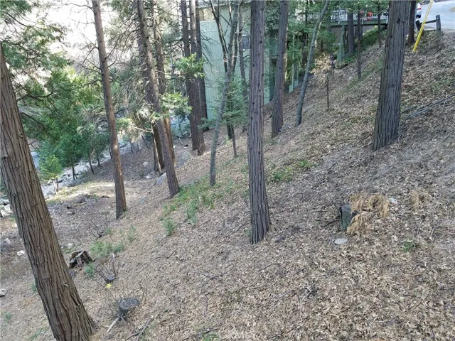 0 Valle Drive, Crestline, California 92325