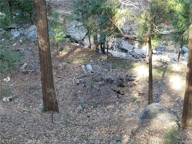 0 Valle Drive, Crestline, California 92325