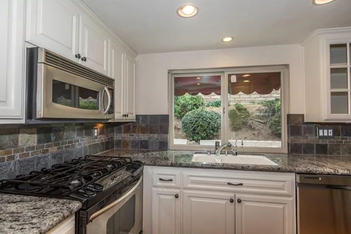 234 Mesa Ave-13