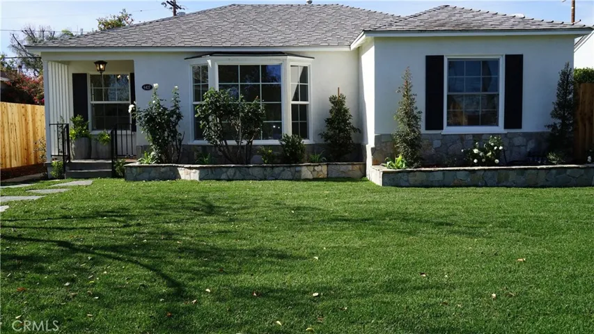 6427 White Oak Avenue, Reseda, California 91335