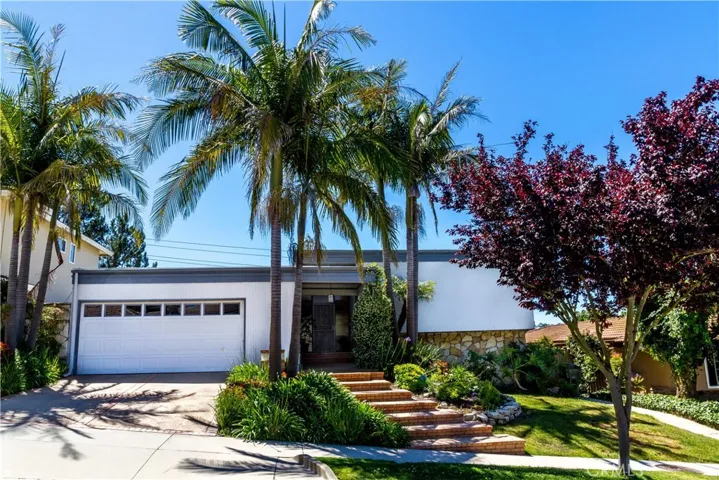 5672 Sunmist Drive, Rancho Palos Verdes, California 90275