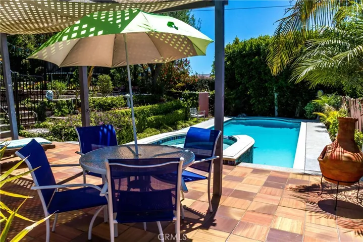 5672 Sunmist Drive, Rancho Palos Verdes, California 90275