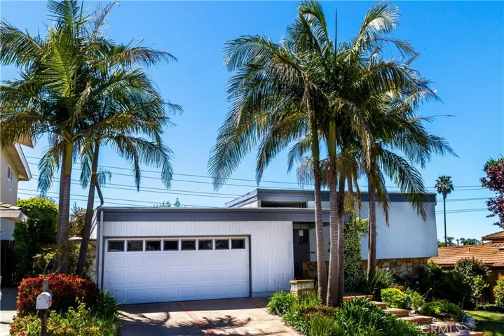5672 Sunmist Drive, Rancho Palos Verdes, California 90275