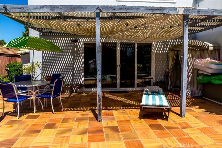 5672 Sunmist Drive, Rancho Palos Verdes, California 90275