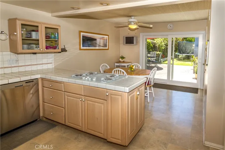 5672 Sunmist Drive, Rancho Palos Verdes, California 90275