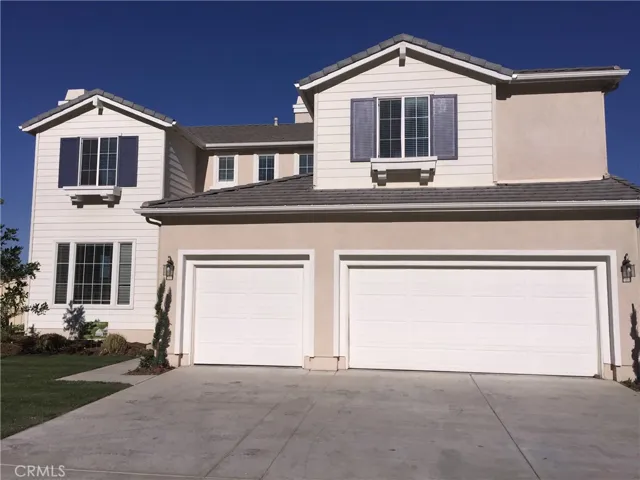 6 Via Palmieki Court, Lake Elsinore, California 92532