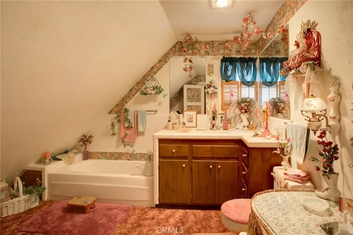 332 Vista Lane, Big Bear, California 92315