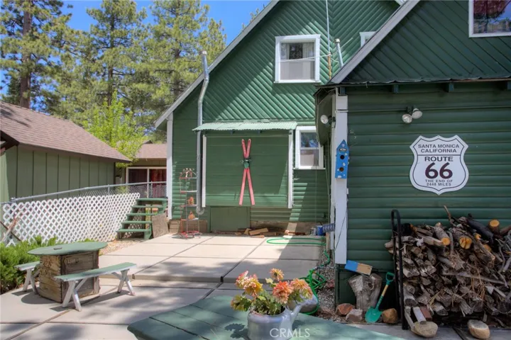 332 Vista Lane, Big Bear, California 92315