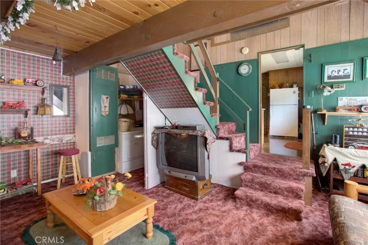 332 Vista Lane, Big Bear, California 92315