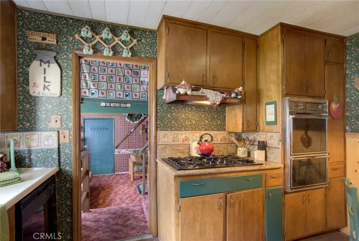 332 Vista Lane, Big Bear, California 92315