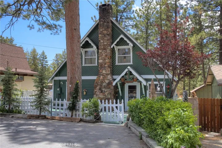 332 Vista Lane, Big Bear, California 92315