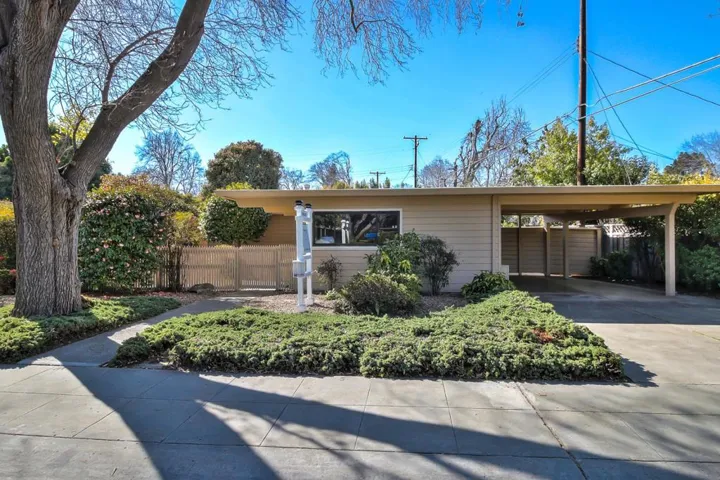 1914 Channing Avenue, Palo Alto, California 94303