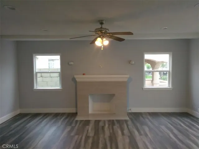 1142 West 104, Los Angeles, California 90044