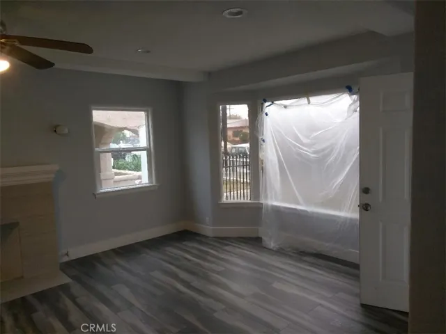 1142 West 104, Los Angeles, California 90044