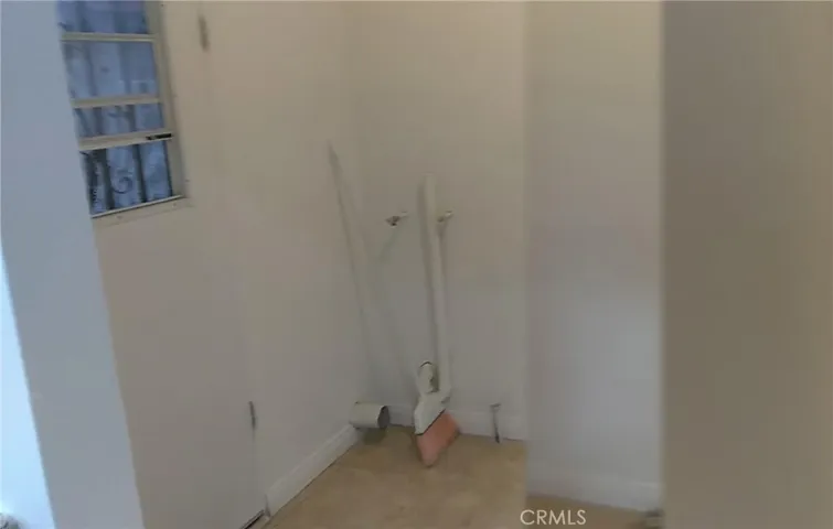 1142 West 104, Los Angeles, California 90044