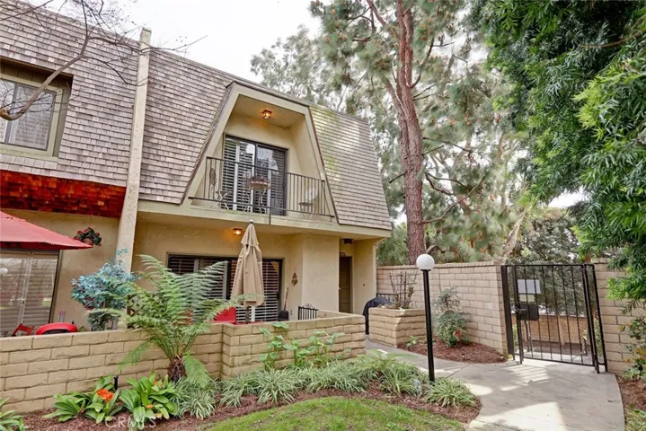 5254 W 190th Street, Torrance, California 90503