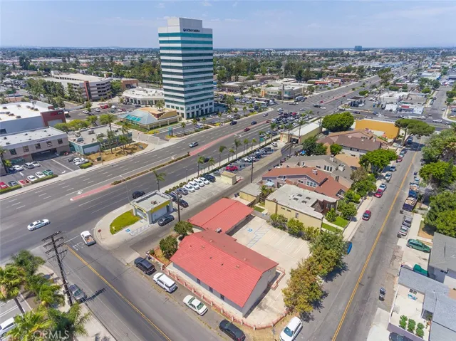 17111 A Lane, Huntington Beach, California 92647