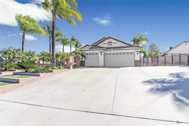 6880 Ironwood Drive, Riverside CA 92506