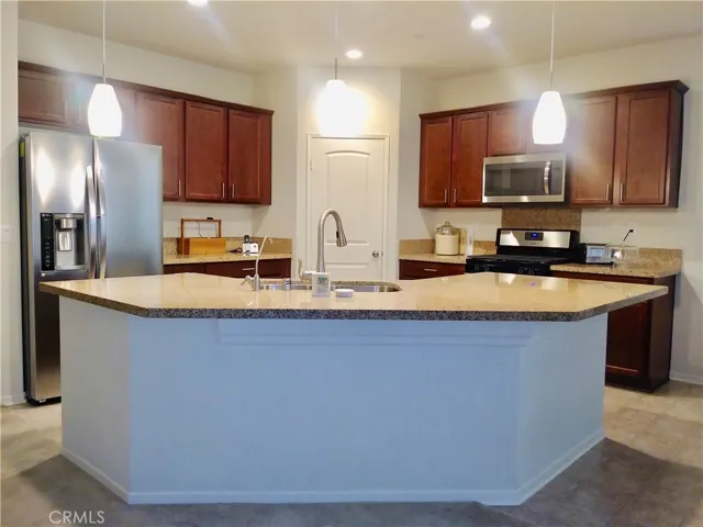 1097 Madera Street, Perris, California 92571