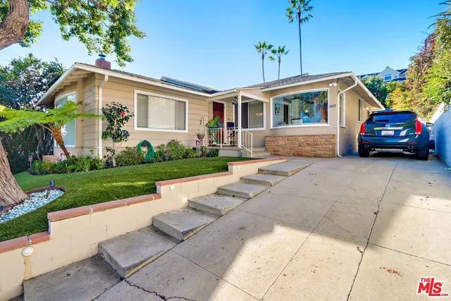 2407 Bagley Avenue, Los Angeles, California 90034