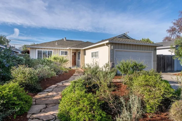 1084 W Mc Kinley Avenue, Sunnyvale, California 94086