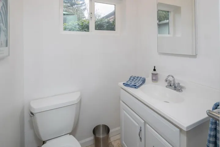 1962 Brittan Avenue, San Carlos, California 94070