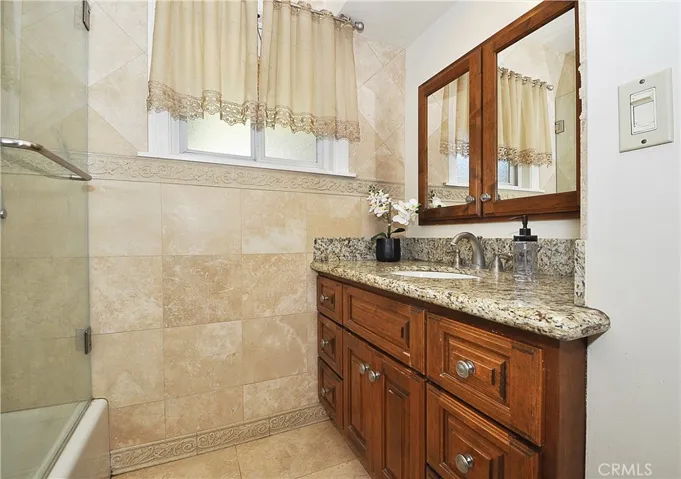 11 Toprail Lane, Rancho Palos Verdes, California 90275