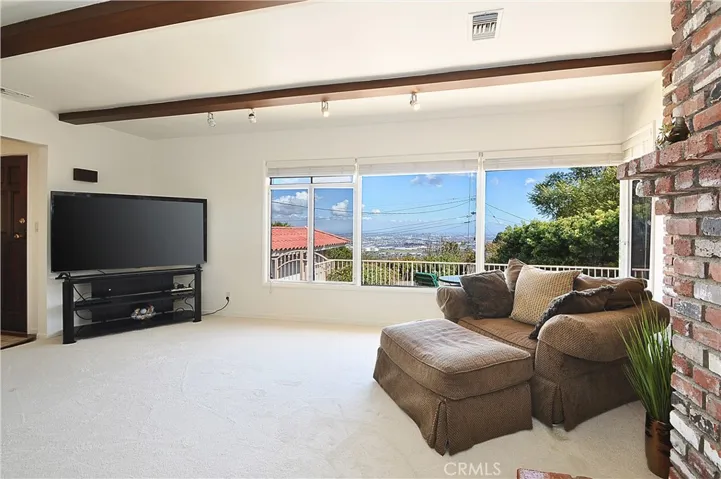 11 Toprail Lane, Rancho Palos Verdes, California 90275