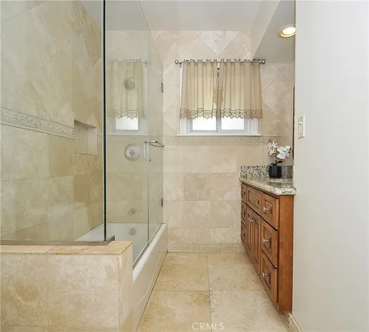 11 Toprail Lane, Rancho Palos Verdes, California 90275