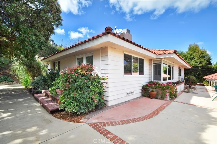 11 Toprail Lane, Rancho Palos Verdes, California 90275