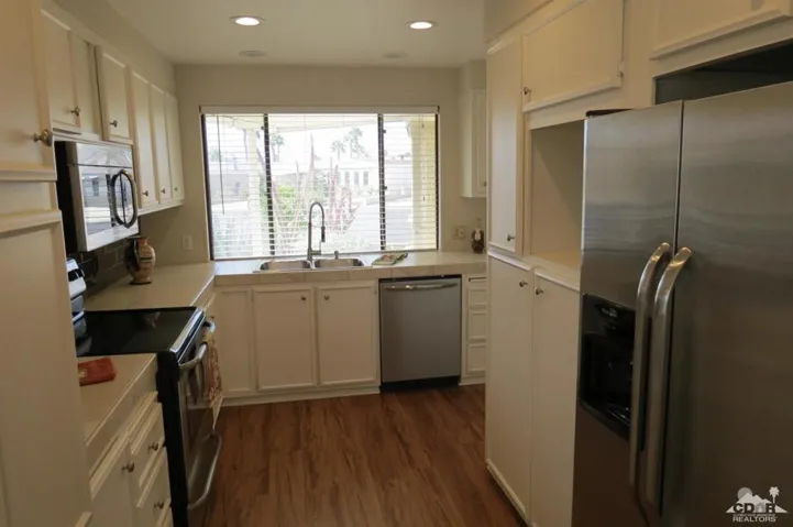 38040 Cabin Circle, Palm Desert, California 92260