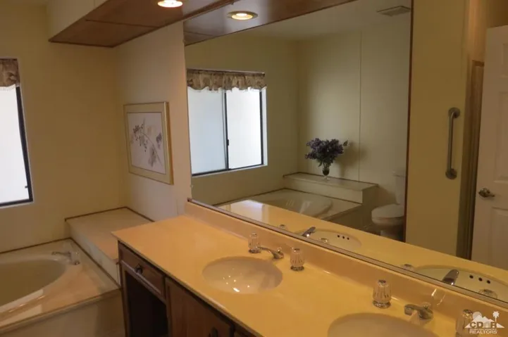 38040 Cabin Circle, Palm Desert, California 92260