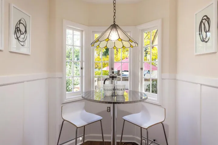 957 University Drive, Menlo Park, California 94025