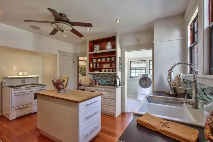 73 Echo Valley Road, Prunedale, California 93907