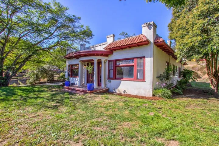 73 Echo Valley Road, Prunedale, California 93907