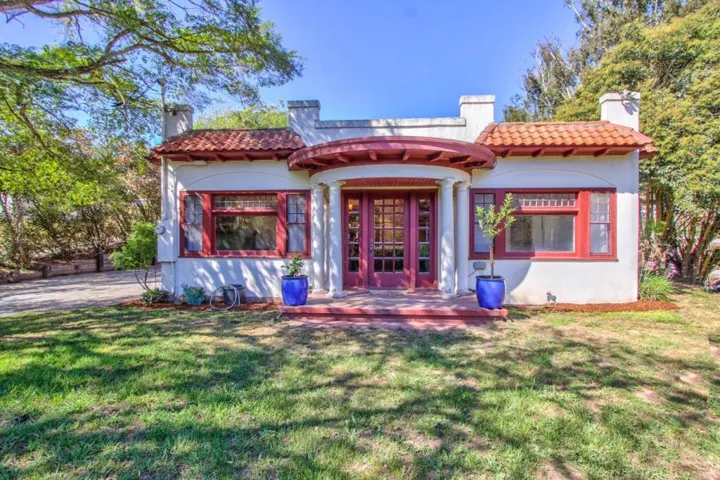 73 Echo Valley Road, Prunedale, California 93907