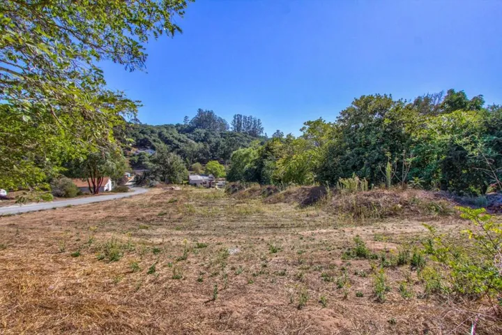 73 Echo Valley Road, Prunedale, California 93907