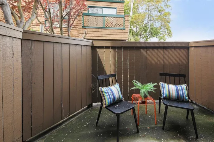 29 Cove Lane, Redwood City, California 94065