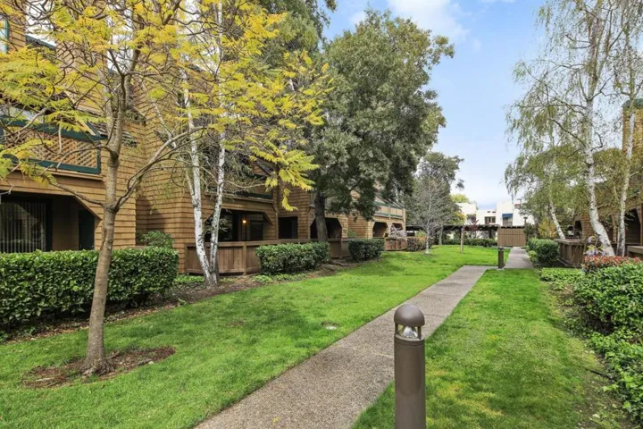 29 Cove Lane, Redwood City, California 94065