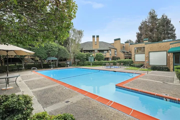 29 Cove Lane, Redwood City, California 94065