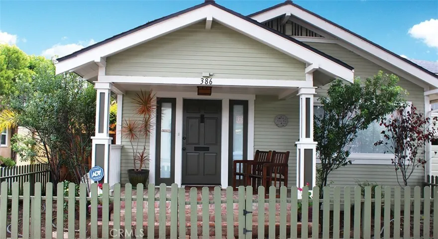 386 Roswell Avenue, Long Beach, California 90814