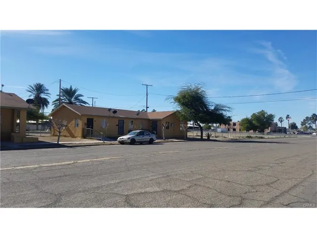 326 E Murphy Street, Blythe, California 92225