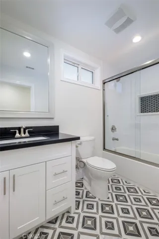 70 Rockinghorse Road, Rancho Palos Verdes, California 90275
