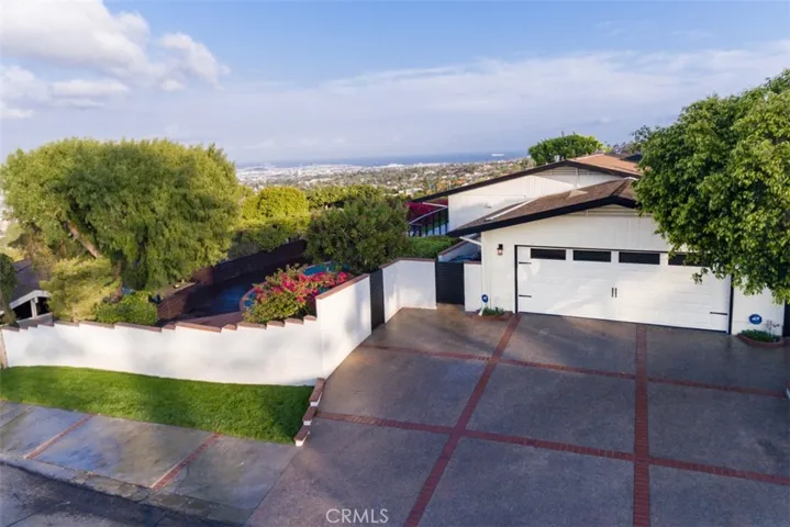 70 Rockinghorse Road, Rancho Palos Verdes, California 90275