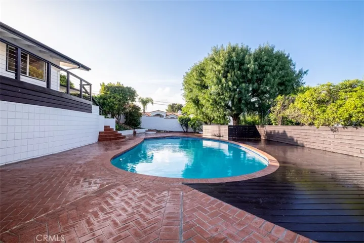 70 Rockinghorse Road, Rancho Palos Verdes, California 90275