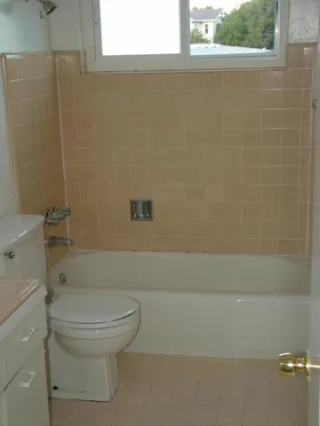 2172 Carlmont Drive 3, Belmont, California 94002