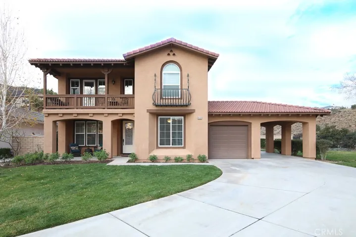 Say hello to this beautiful home at 4142 Anise Cr, Corona 92883.