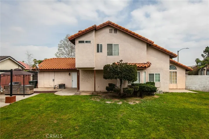 1432 N Sage Avenue, Rialto, California 92376